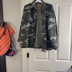 GAP Green Camouflage Jacket